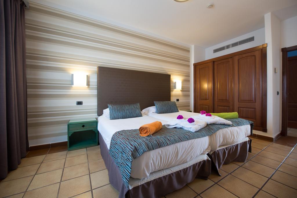Hd Pueblo Marinero - Adults Only Apartment Playa Blanca  Ngoại thất bức ảnh